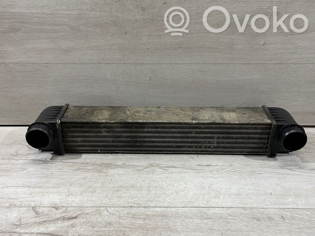 BMW 5 E39 Interkūlerio radiatorius 