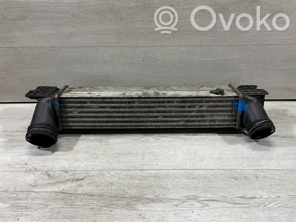 BMW 3 E90 E91 Intercooler radiator 