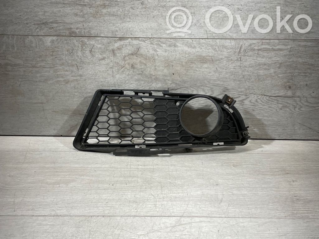 BMW 3 E90 E91 Front fog light trim/grill 