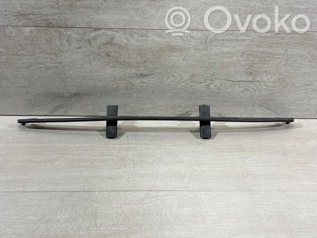 BMW 7 E65 E66 Front bumper lower grill 