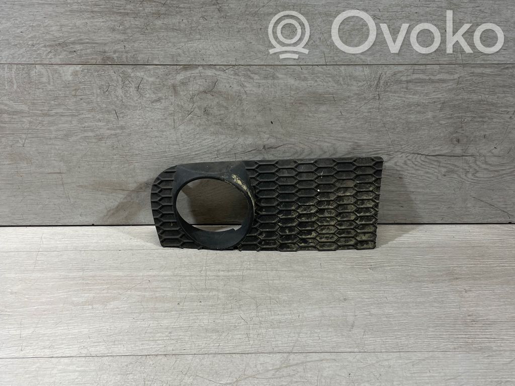 BMW X3 E83 Front fog light trim/grill 