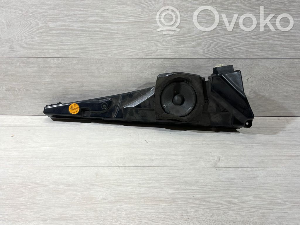 BMW 5 E39 Front door speaker 