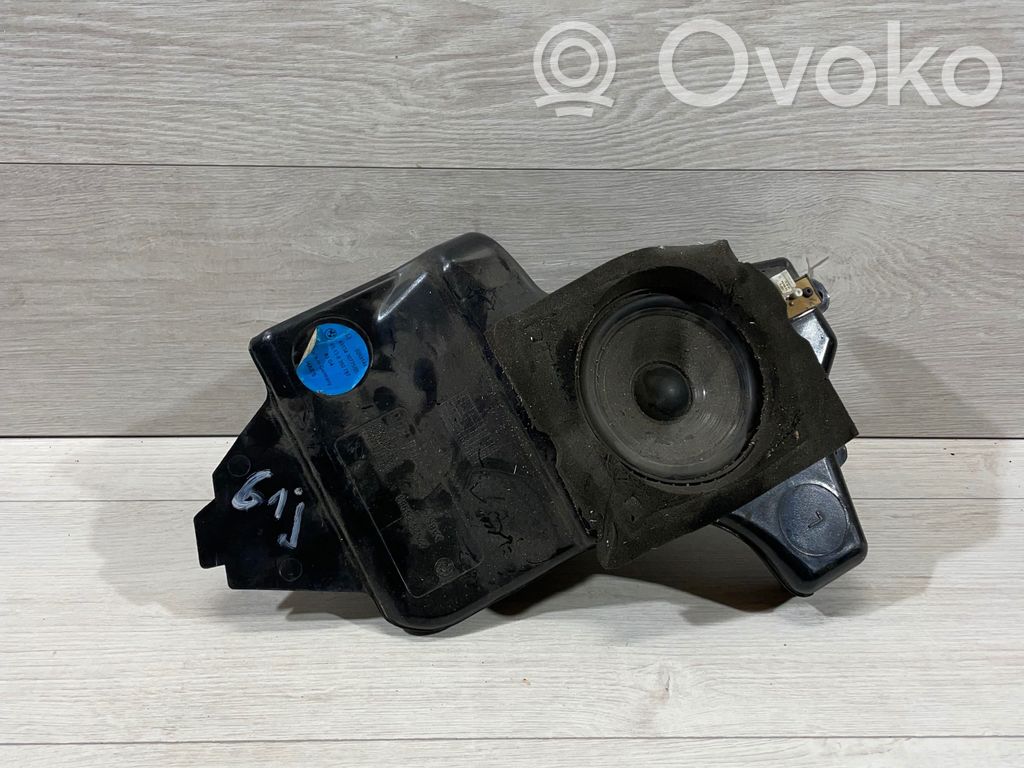 BMW 5 E39 Altavoz de la puerta trasera 