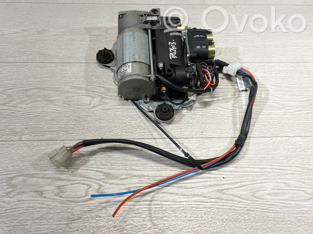 BMW X5 E53 Compresor/pompă suspensie pneumatică 