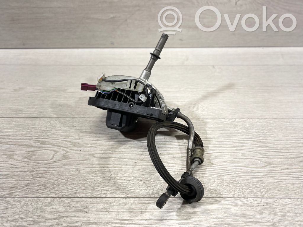 BMW X3 E83 Gear shifter/selector 