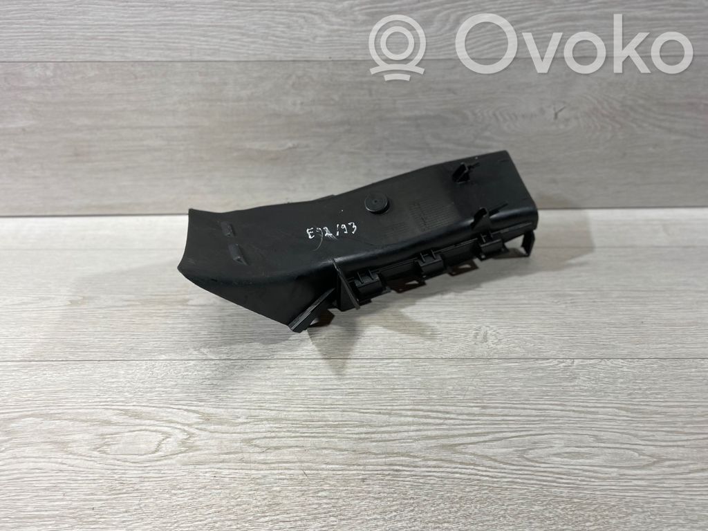BMW 3 E92 E93 Oro paėmimo kanalo detalė (-ės) 