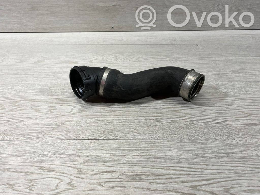 BMW 5 E60 E61 Interkūlera šļūtene (-es) / caurule (-es) 