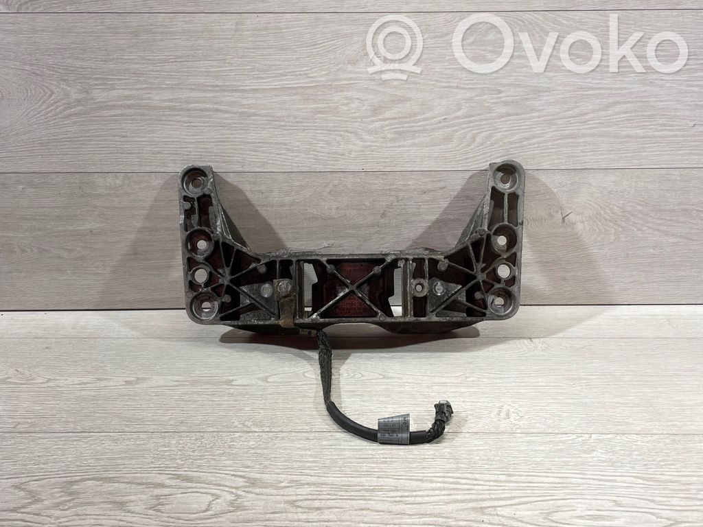 BMW 5 E60 E61 Gearbox mounting bracket 