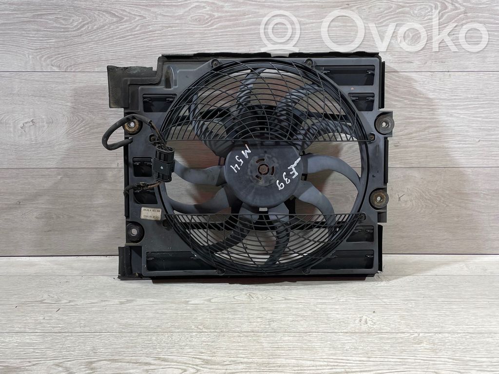 BMW 5 E39 Elektrisks radiatoru ventilators 