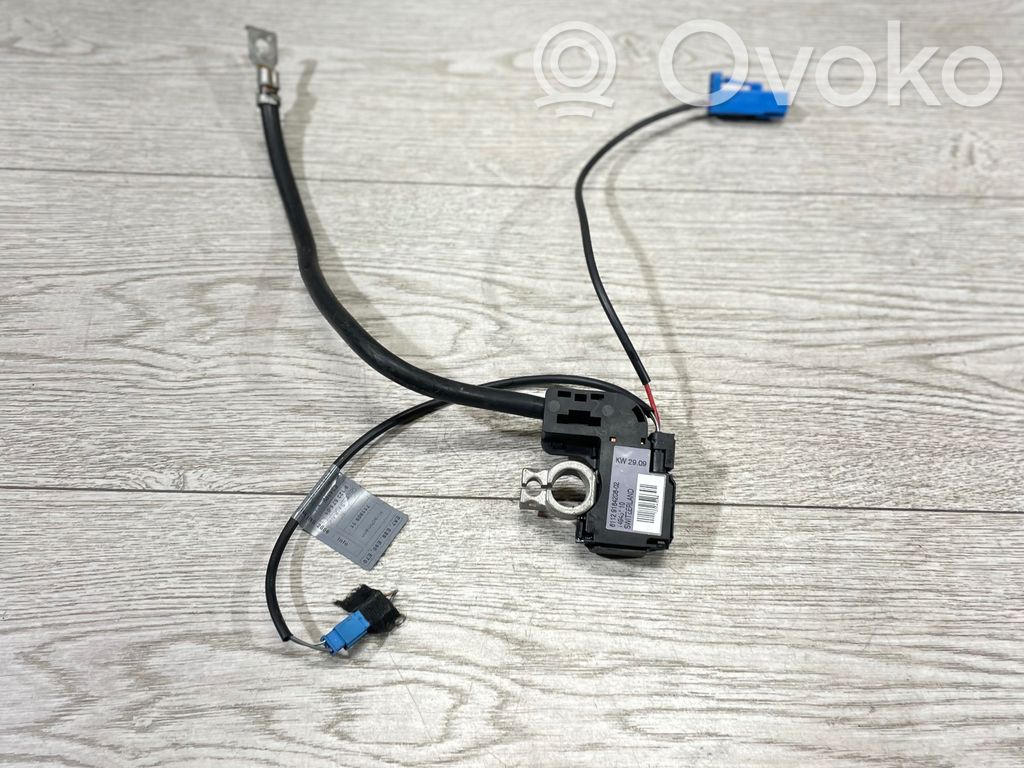 BMW 1 E81 E87 Maakaapeli, akku 