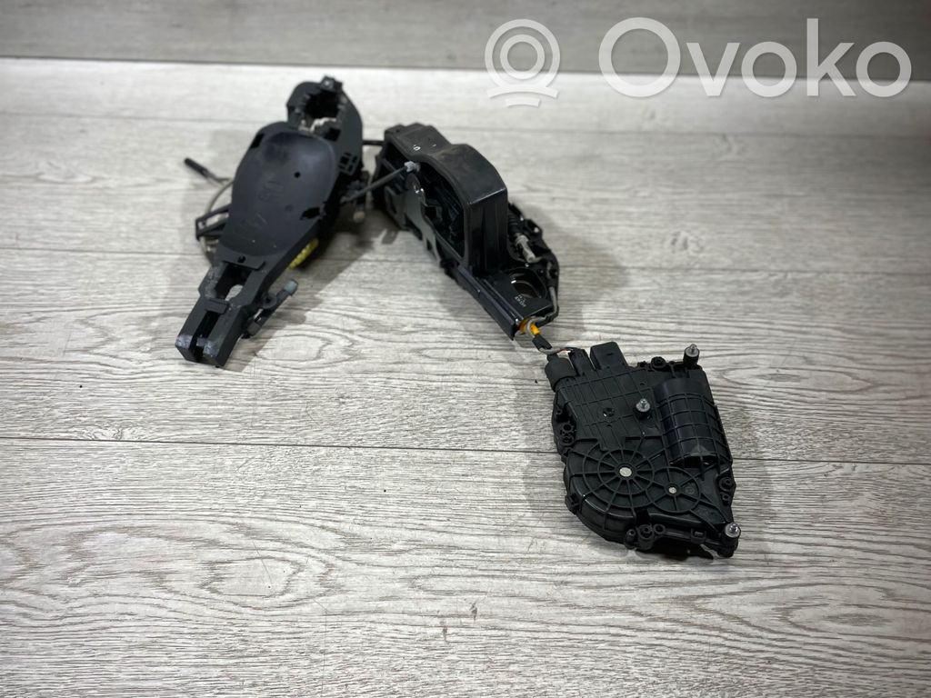 BMW X5 E70 Rear door lock 
