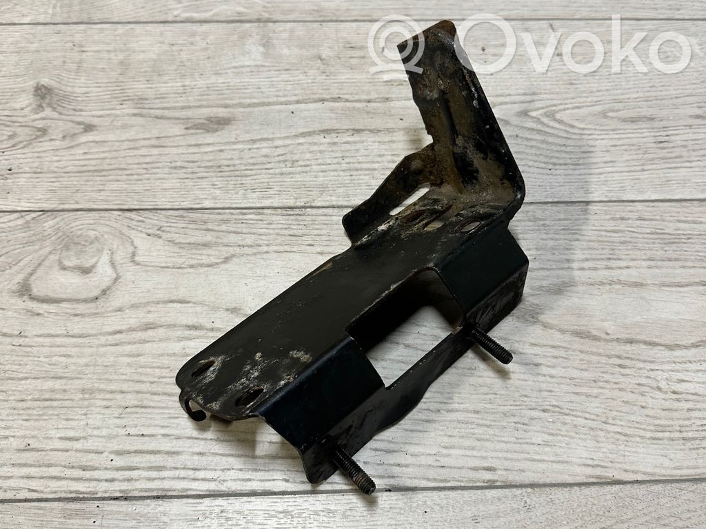 BMW 3 E92 E93 Radiator support slam panel bracket 