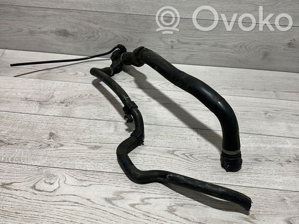 BMW 4 F32 F33 Conductă/furtun lichid de răcire motor 