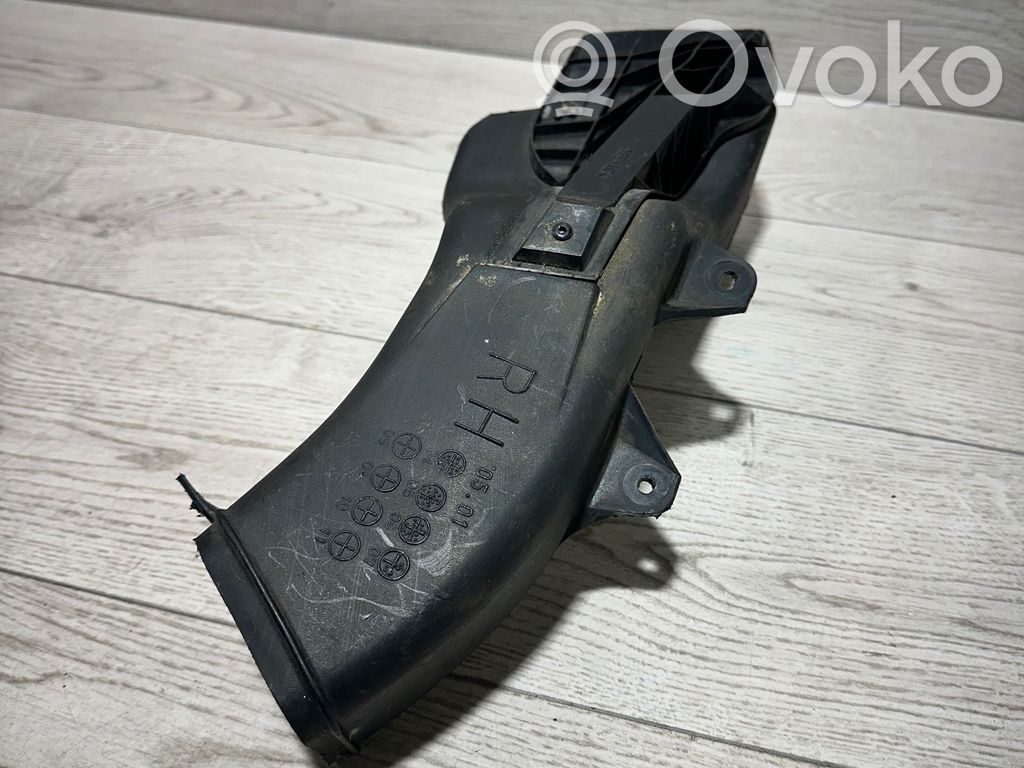 Lexus GS 300 350 430 450H Oro paėmimo kanalo detalė (-ės) 
