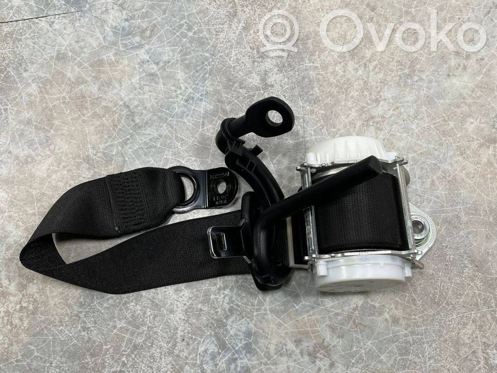 BMW i3 Rear seatbelt 
