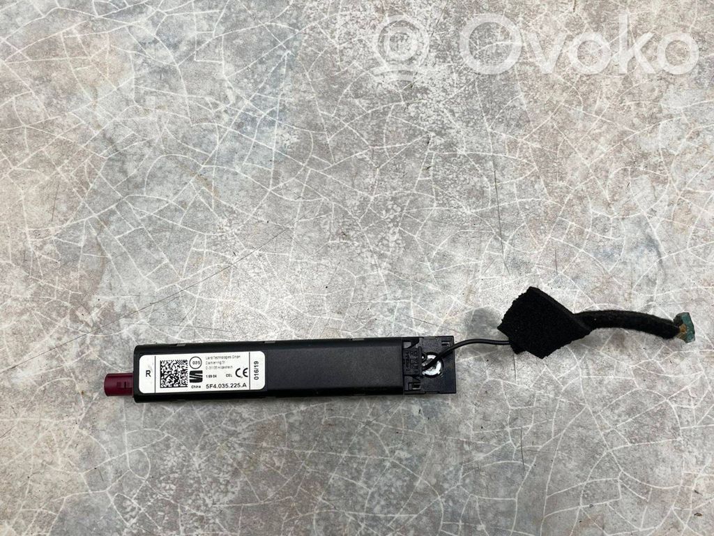 Seat Leon (5F) Aerial antenna amplifier 