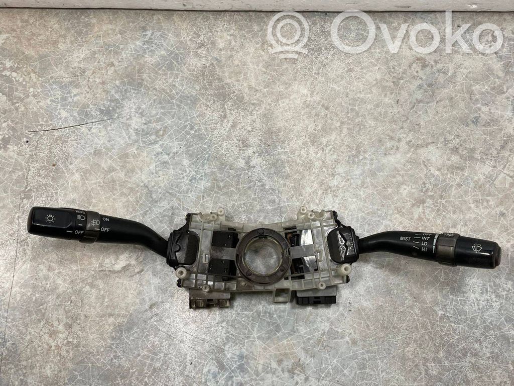 Lexus IS 200-300 Wiper turn signal indicator stalk/switch 