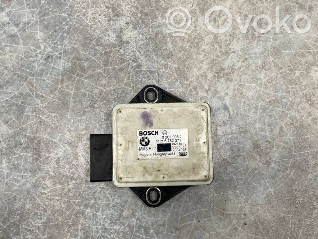 BMW 5 E60 E61 ESP acceleration yaw rate sensor 