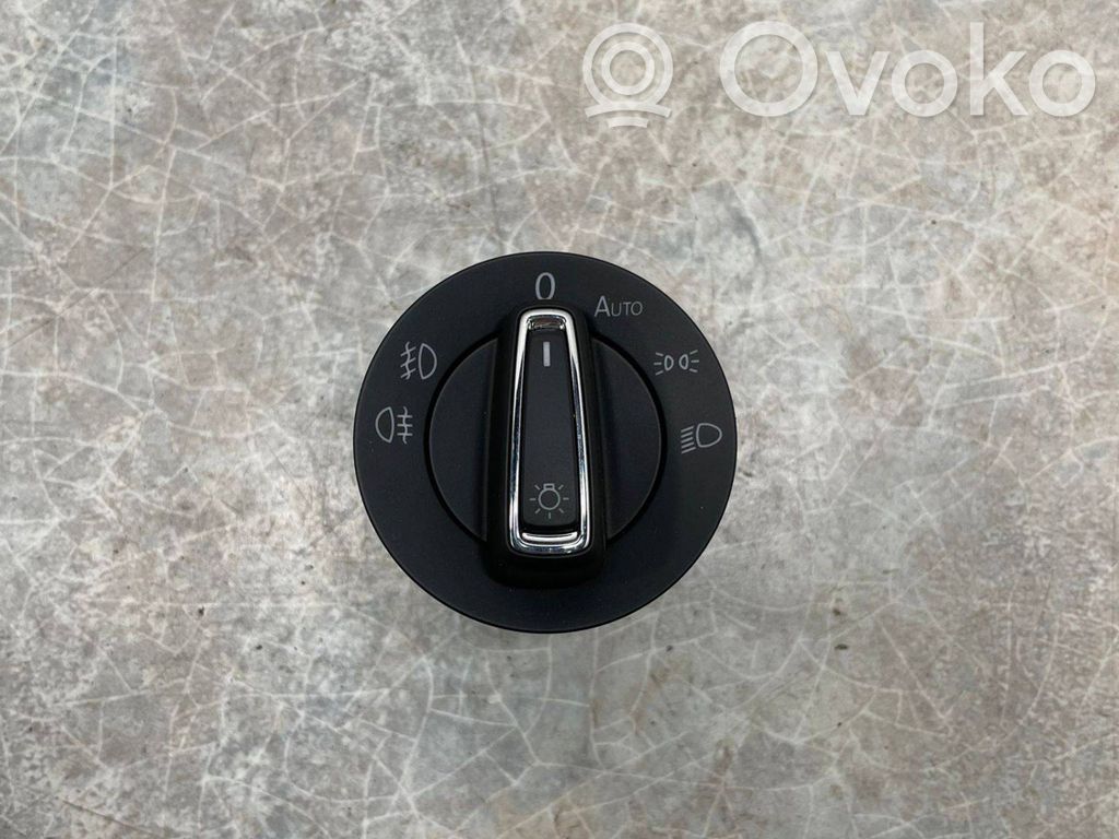 Seat Leon (5F) Light switch 