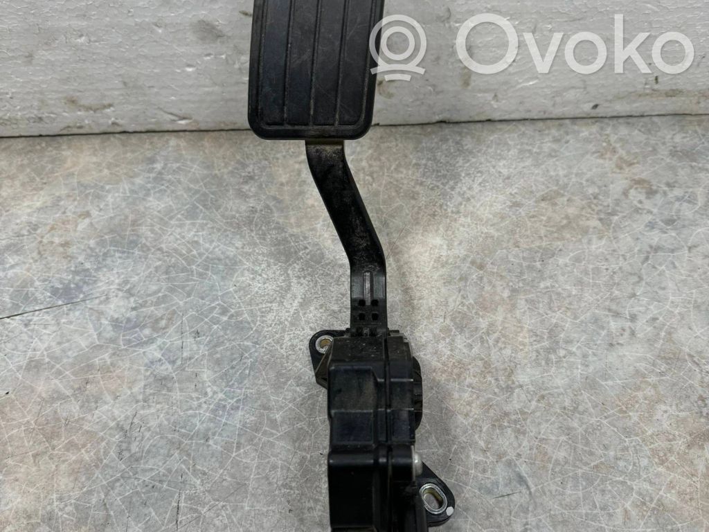 Subaru Outback Gaspedal 