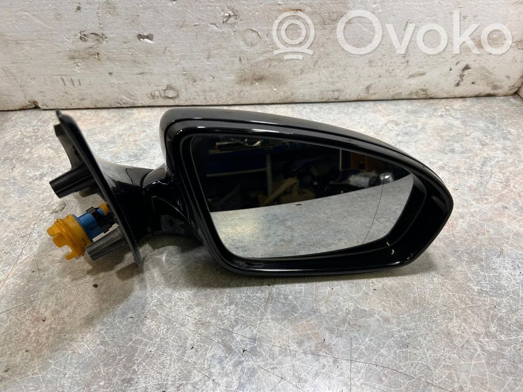 BMW 5 F10 F11 Elektryczne lusterko boczne drzwi przednich 
