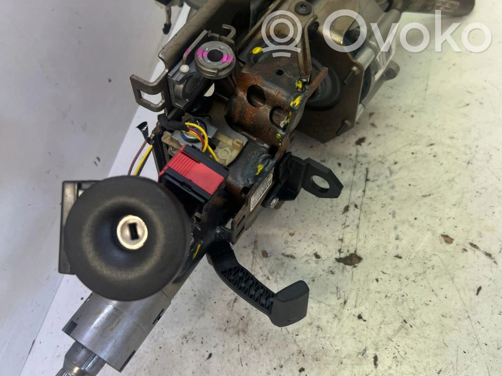 Renault Clio III Steering wheel axle 