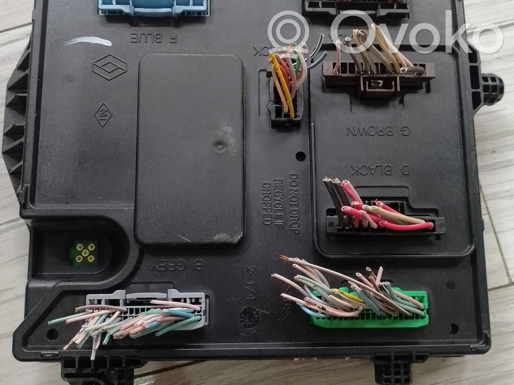 Renault Scenic III -  Grand scenic III Comfort/convenience module 