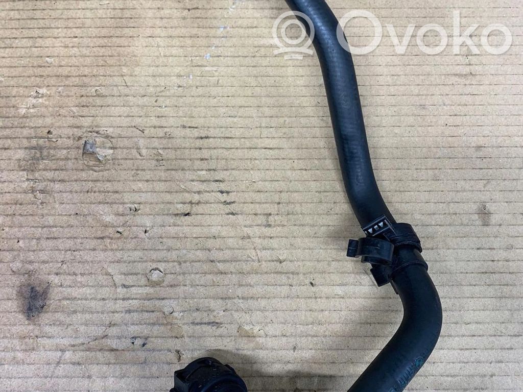 BMW 1 F20 F21 Tubo flessibile del liquido di raffreddamento del motore 