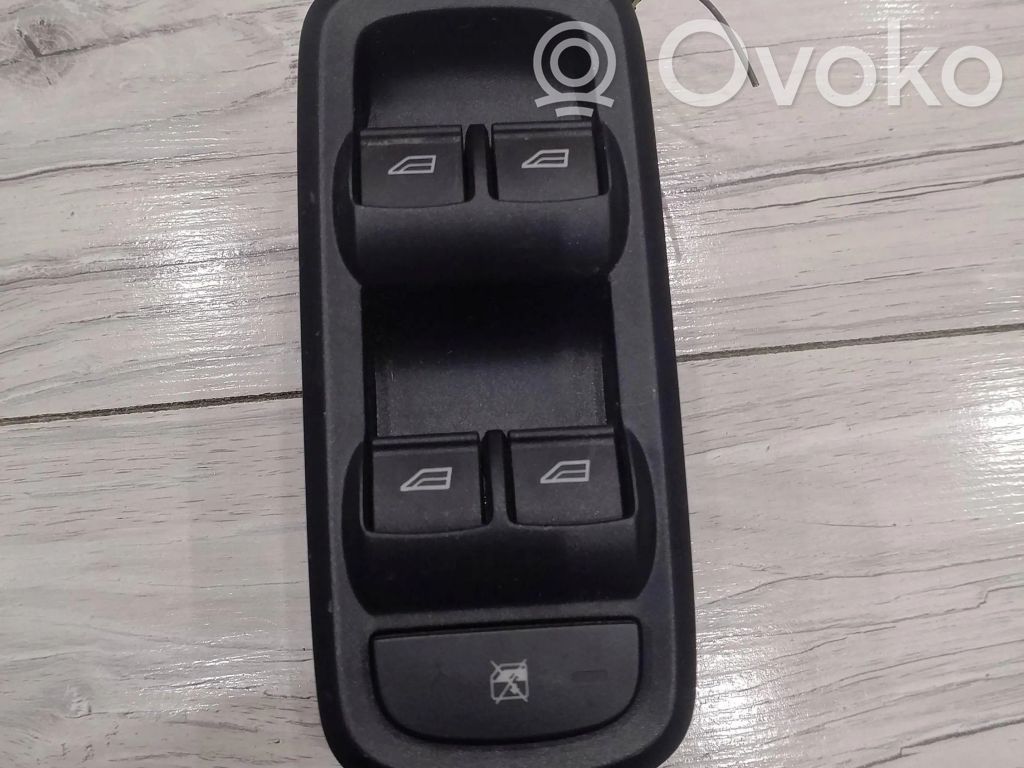 Ford Ka Electric window control switch 
