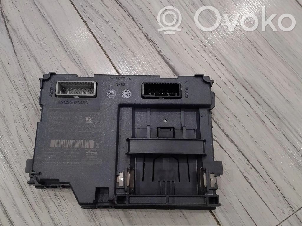Renault Megane IV Ignition key card reader 