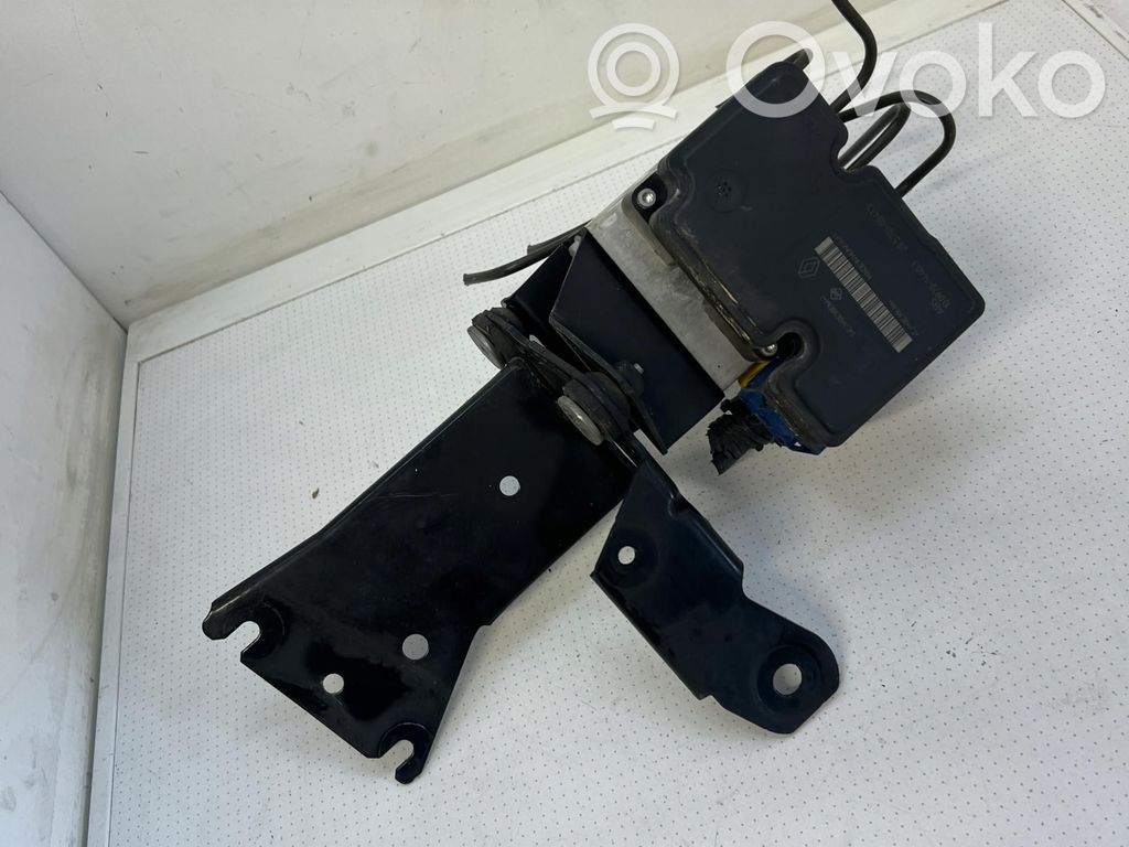 Renault Twingo II ABS bloks 
