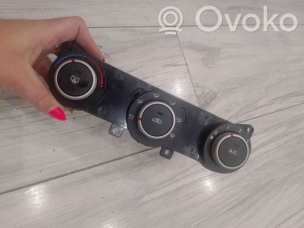 KIA Ceed Climate control unit 