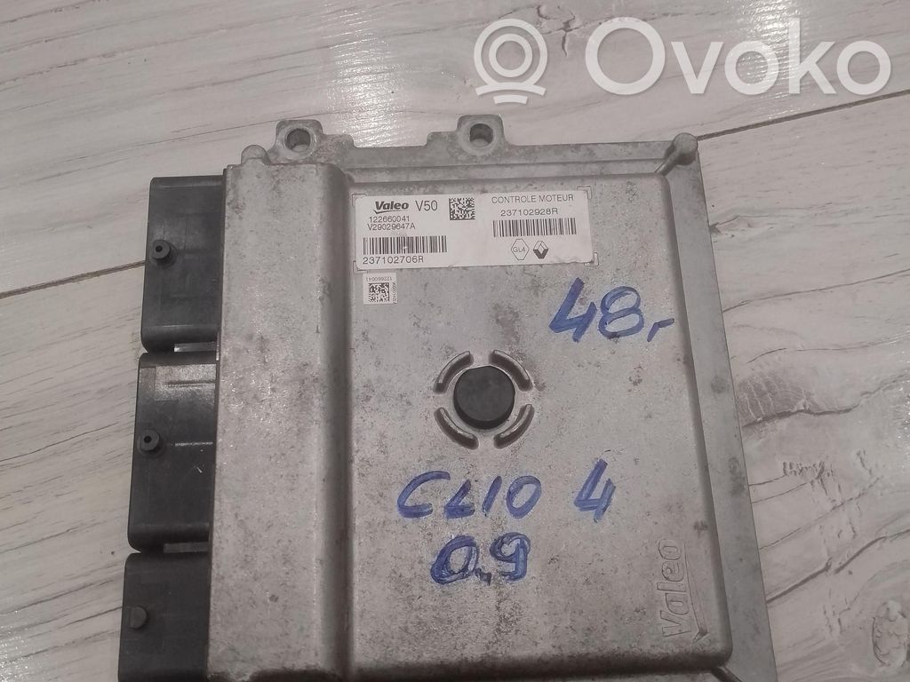Renault Clio IV Engine control unit/module ECU 