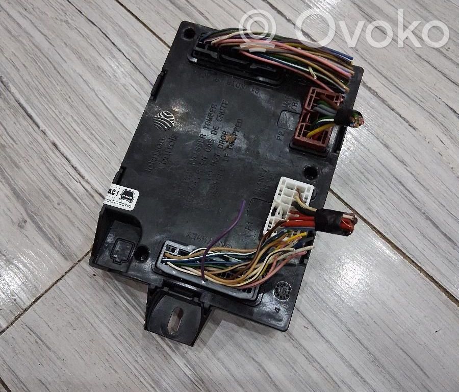 Renault Captur Comfort/convenience module 