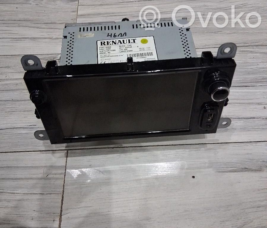 Renault Clio IV Radio/CD/DVD/GPS head unit 