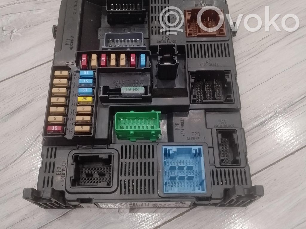 Peugeot 208 I Comfort/convenience module 