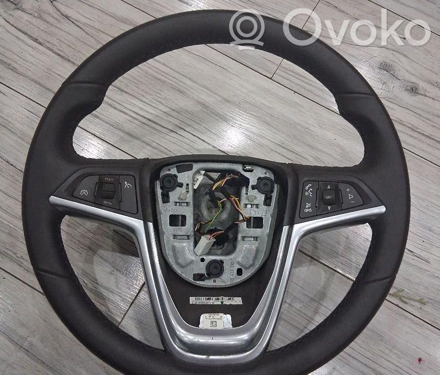 Opel Meriva B Ohjauspyörä 