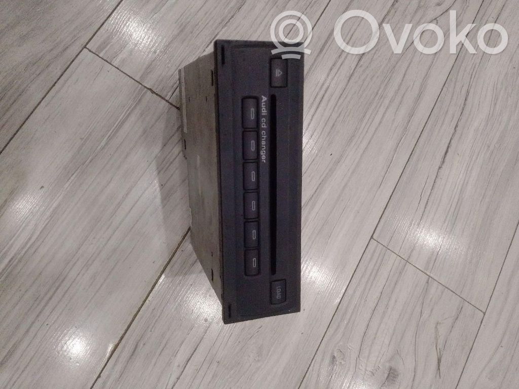 Audi A6 S6 C6 4F CD/DVD keitiklis 