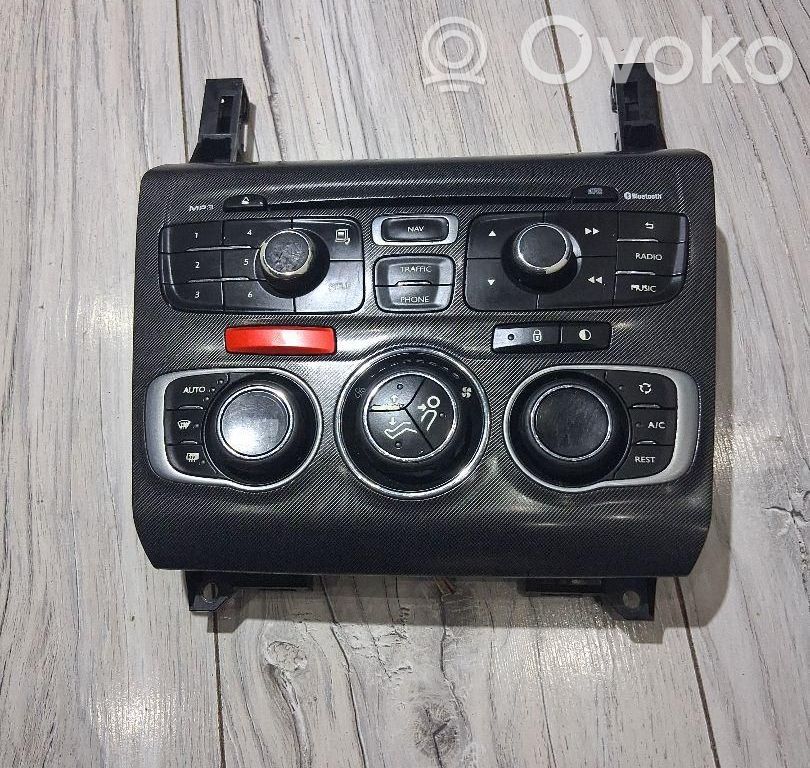 Citroen C4 II Unidad central de control multimedia 