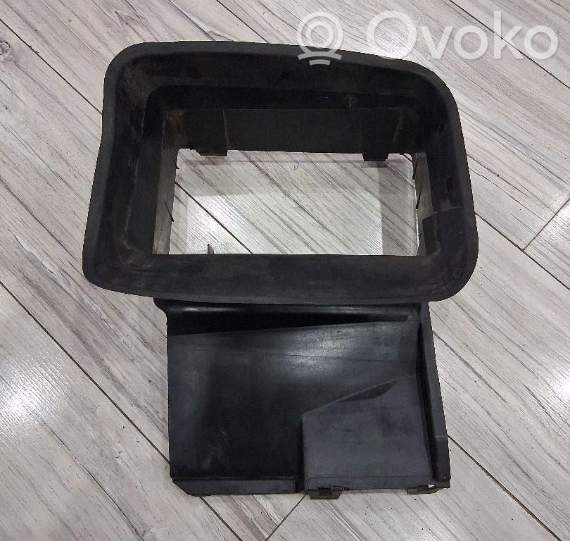 Renault Clio IV Osłona chłodnicy 