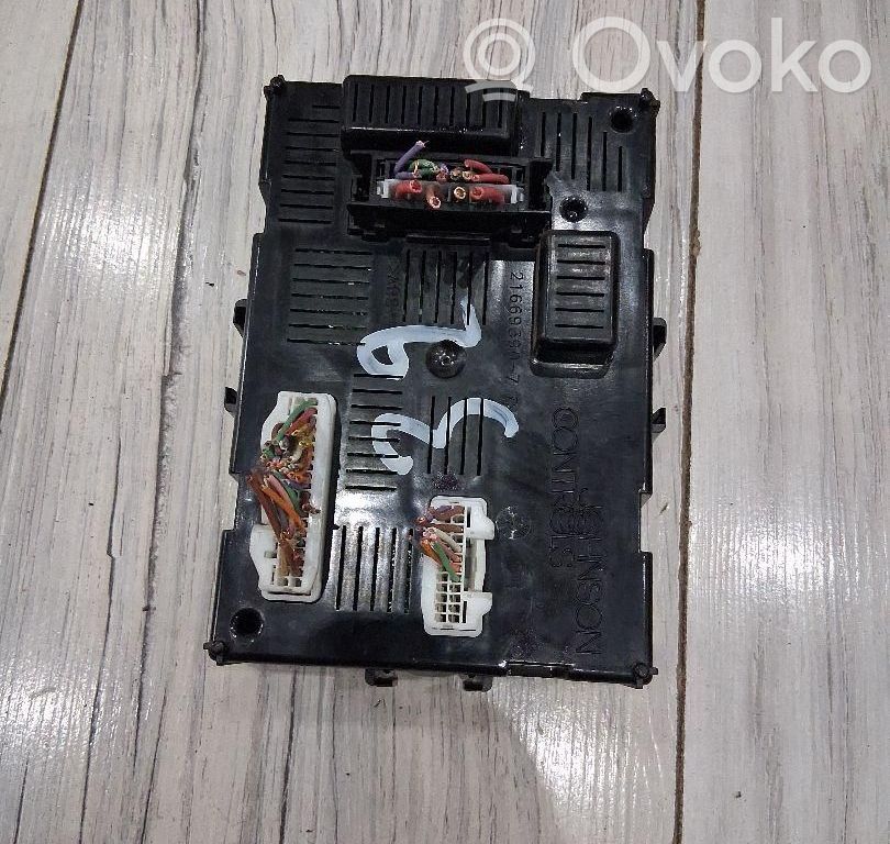 Renault Clio III Komforto modulis 