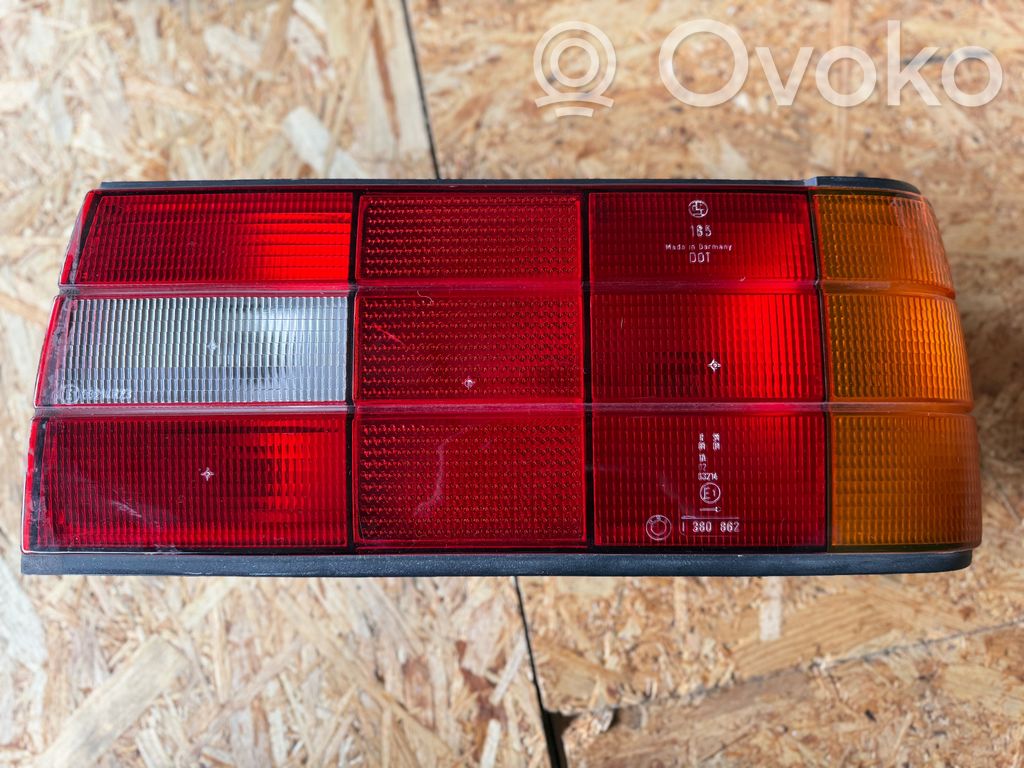Rear/tail lights   1380862