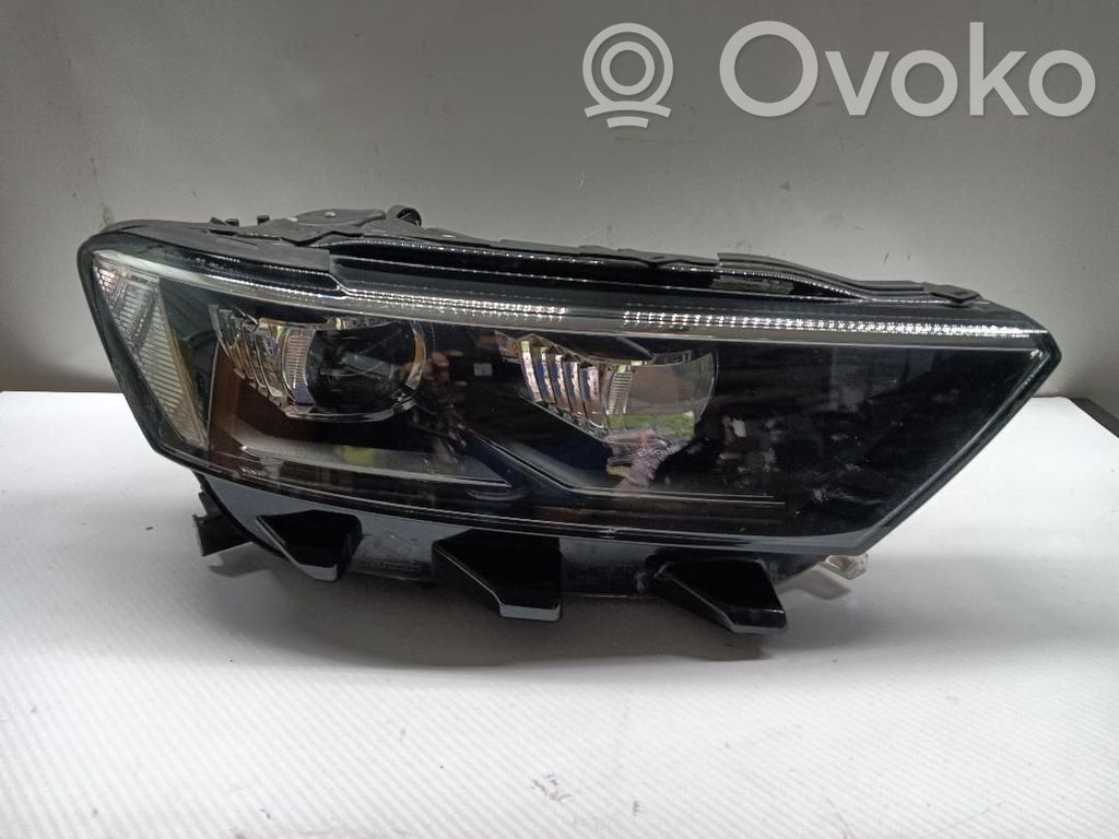 Volkswagen T-Roc Lampa przednia 