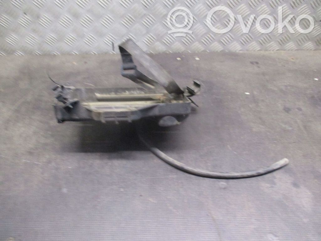 Fiat Fiorino Akumuliatoriaus tvirtinimo padas 