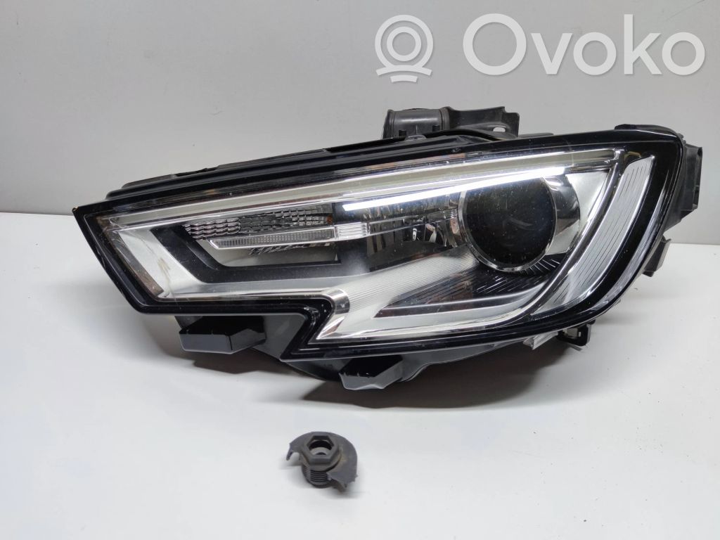 Audi A3 S3 8V Priekinis žibintas 