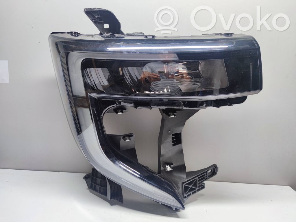 Renault Master IV Headlight/headlamp 