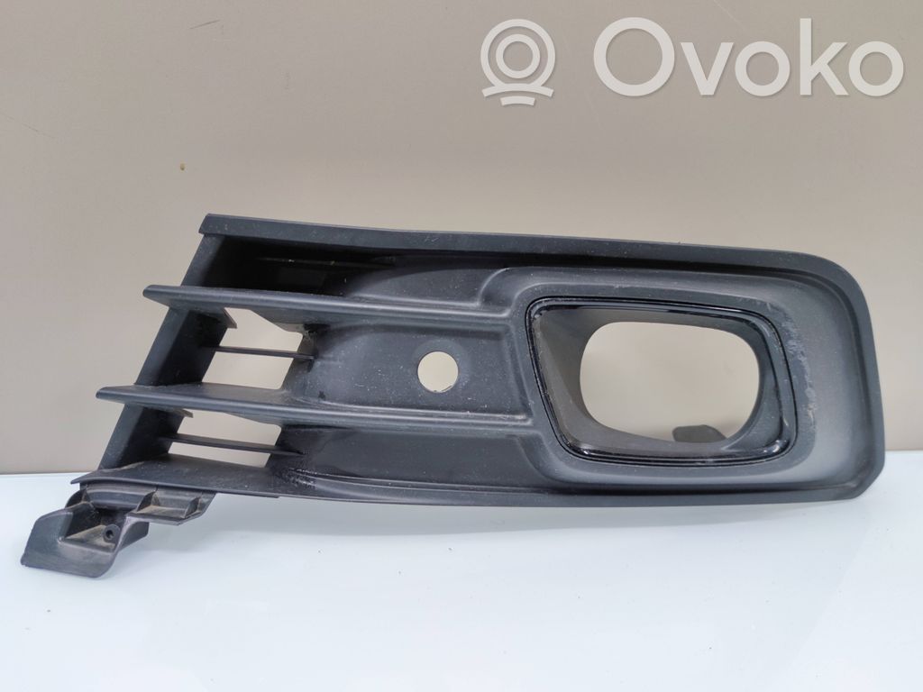 Renault Captur Mascherina/griglia fendinebbia anteriore 