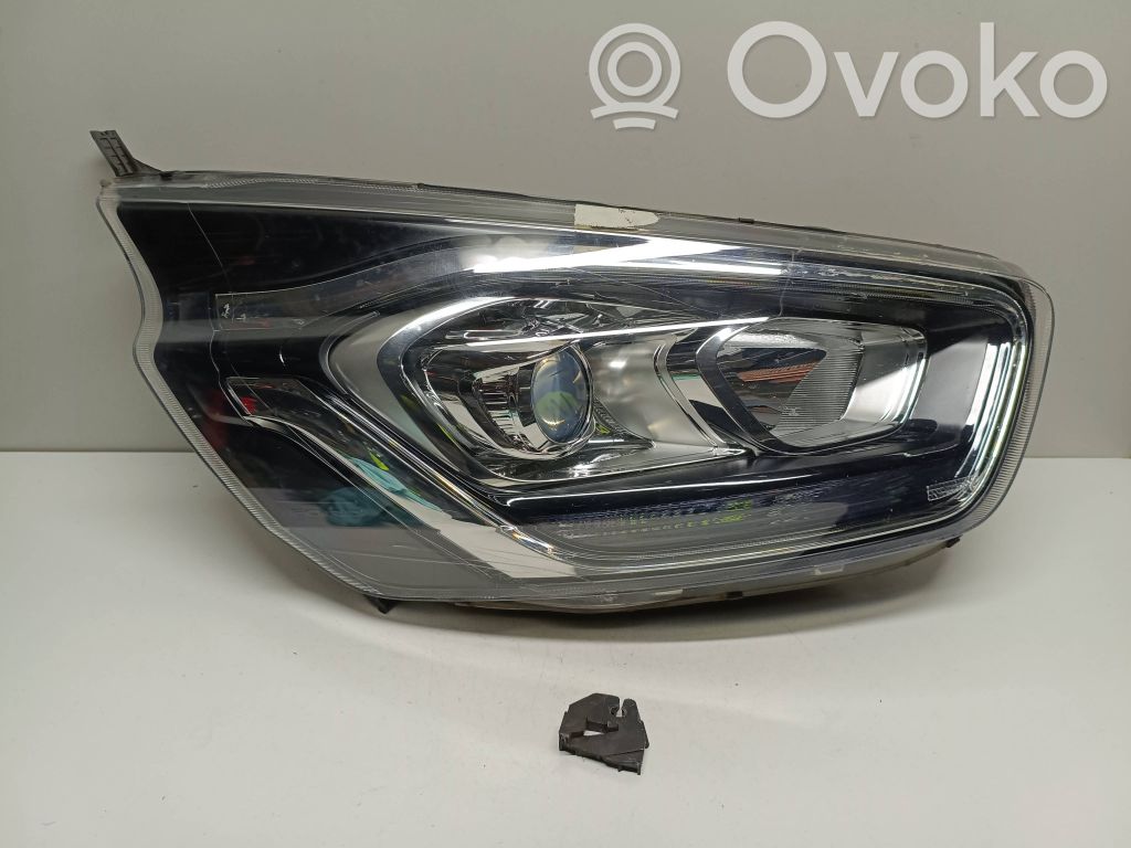 Ford Tourneo Custom Headlight/headlamp 