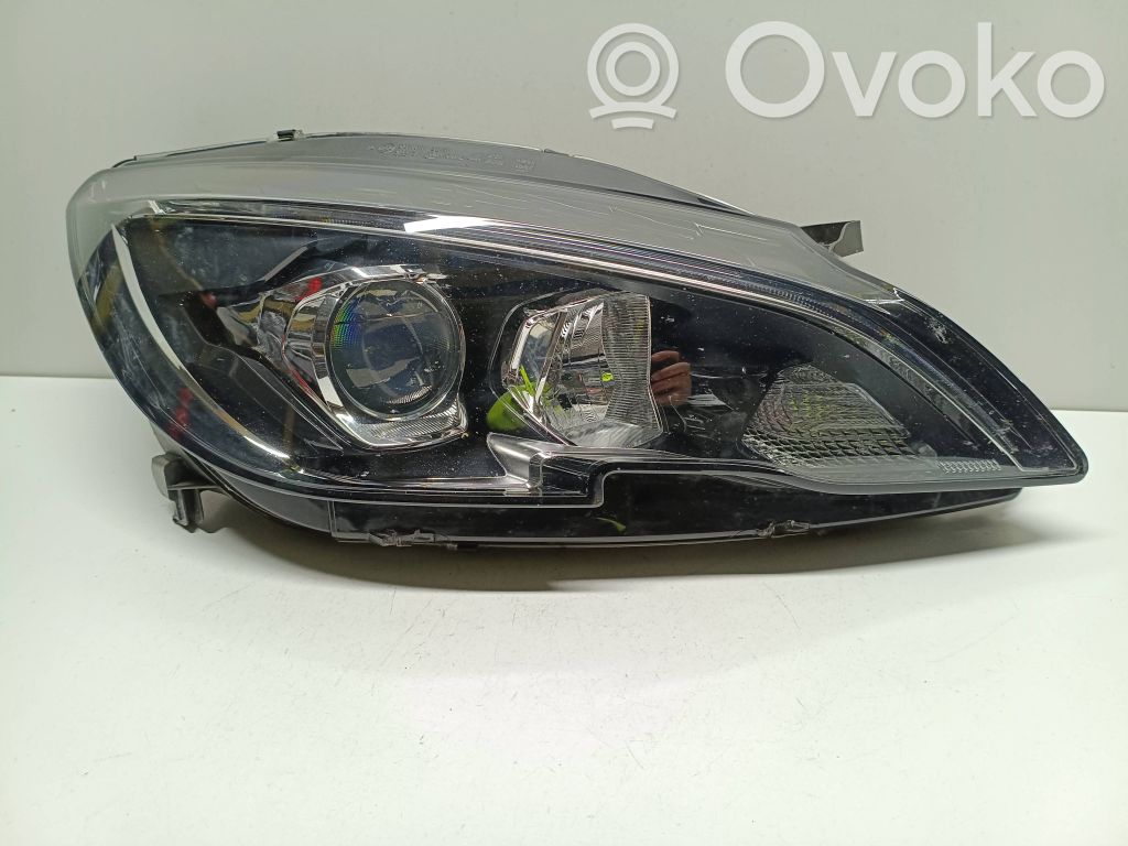 Peugeot 308 Lampa przednia 