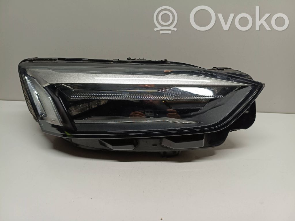 Audi A5 Headlight/headlamp 